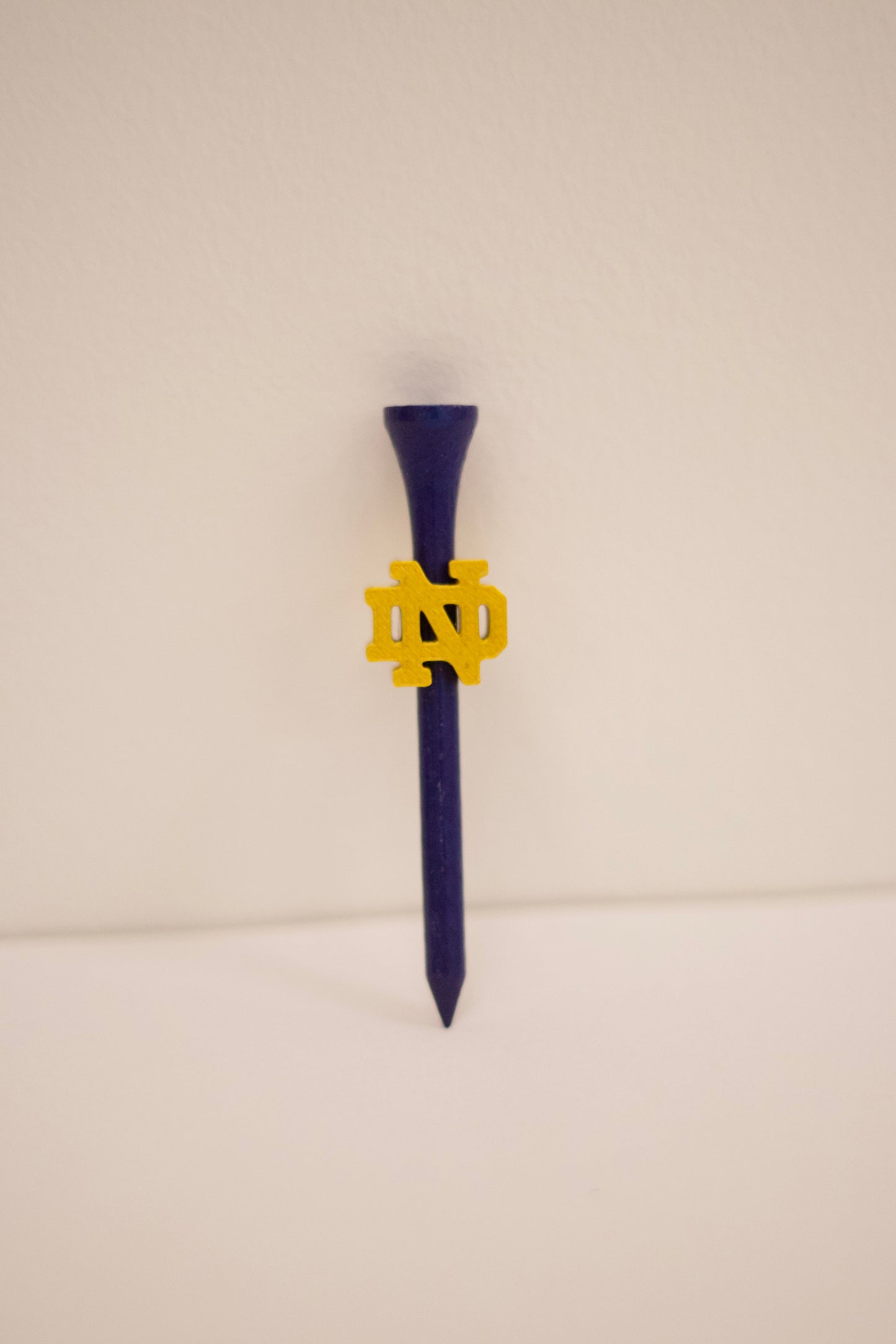 ND Golf Tees x64 with 16x Markers (Gold and Blue)